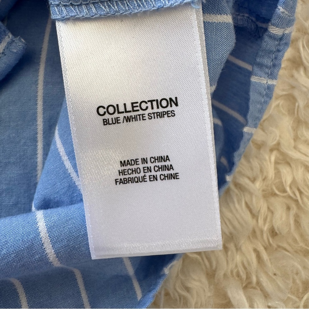 Joe's Jeans Striped Pleated Dress Shirt Blue & White Women's  Size Medium - Picture 11 of 12